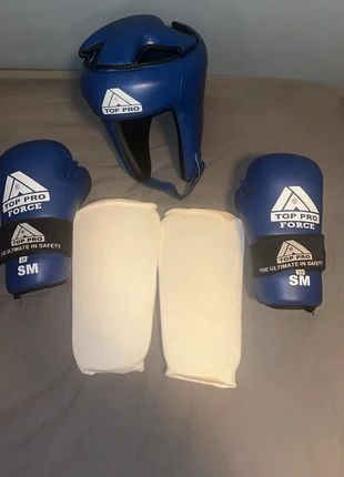 Taekwondo gear, brand: Top pro, condition: Good, size: S, €30.00, €32.20 includes Buyer Protection