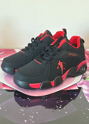 chaussures à lacets pour enfants, marke: Sport, zustand: Neu, mit Etikett, größe: 37, 12,90 €, 14,25 € inklusive Vinted-Käuferschutz