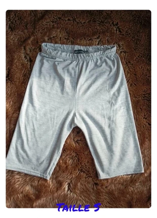 Short cycliste gris - PrettyLittleThing - Taille 36 (UK 8 / US 4), marque: PrettyLittleThing, état: Neuf sans étiquette, taille: S / 36 / 8, 1,78 €, 2,57 € Protection acheteurs incluse