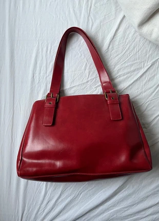 dunkelrote Handtasche mit Schnallen, Leder chic, brand: Top Vintage, condizioni: Ottime, €28.00, €30.10 include la Protezione acquisti