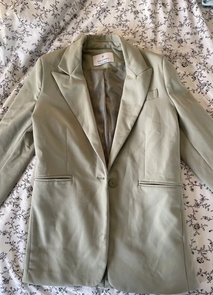 Blazer Vert Stradivarius - Taille XS, merk: Stradivarius, staat: Heel goed, maat: XS / 34 / 6, € 4,00, € 4,90 inclusief Kopersbescherming