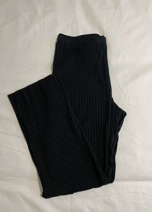 Pantalon côtelé à fentes H&M - Taille M - Très bon état, brand: H&M, condition: Very good, size: M / 38 / 10, €5.00, €5.95 includes Buyer Protection