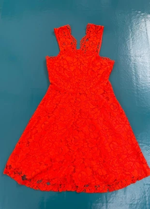 Robe d’été rouge dentelle Sandro Paris - Taille 36, brand: Sandro, condizioni: Ottime, taglia: S / IT 40 / EU 36, €84.00, €88.90 include la Protezione acquisti