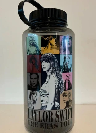 Taylor Swift, marque: Taylor Swift, état: Neuf sans étiquette, 35,00 €, 37,45 € Protection acheteurs incluse