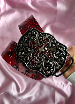 Red, black and silver cross buckle belt, condition: Very good, size: 40 in | 100 cm, £7.99, £9.09 includes Buyer Protection