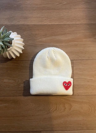 Bonnet Comme des Garçons (CDG), brand: Comme des Garçons, condition: Very good, size: One size, €30.00, €32.20 includes Buyer Protection