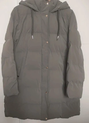 Anorak acolchado capucha windproof, marque: Zara, état: Neuf sans étiquette, taille: XL / 42 / 14, 25,00 €, 26,95 € Protection acheteurs incluse