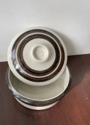 Arabia Finland Karelia schaal met deksel, marque: Arabia Finland, état: Très bon état, 9,50 €, 10,68 € Protection acheteurs incluse