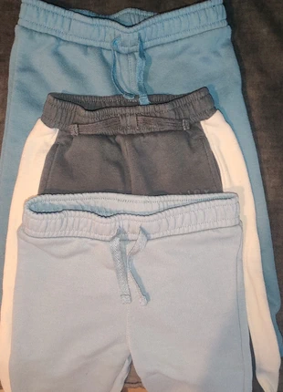 Boys 9-12 months. Joggers/tracksuit, brand: Dunnes, condition: Very good, size: 9-12 months / 74 cm, €3.00, €3.85 includes Buyer Protection
