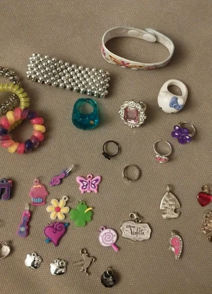 Lot de bijoux pour fille, état: Très bon état, 2,00 €, 2,80 € Protection acheteurs incluse