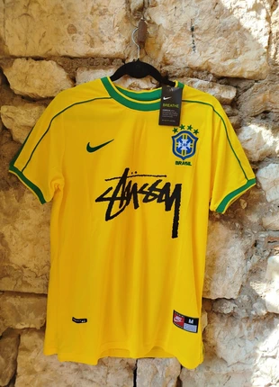 Maillot Brésil x Stüssy, marke: Stüssy, zustand: Neu, mit Etikett, größe: M, 27,00 €, 29,05 € inklusive Vinted-Käuferschutz