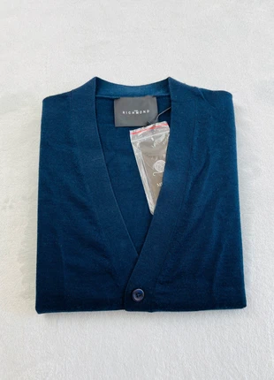 Gilet cardigan homme marine laine fin avec bouton poches taille M, marke: John Richmond, zustand: Neu, mit Etikett, größe: M, 50,00 €, 53,20 € inklusive Vinted-Käuferschutz