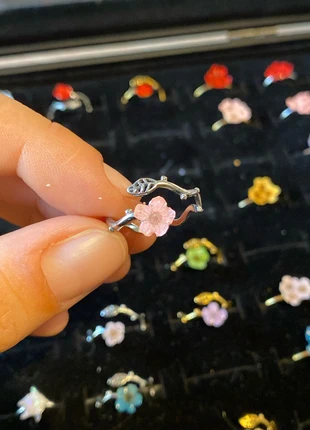 Anello regolabile con fiore rosa, état: Très bon état, taille: Ajustable, 9,00 €, 10,15 € Protection acheteurs incluse