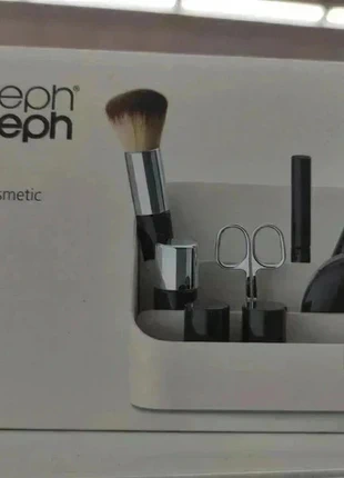 organiseur maquillage pm, marque: Joseph Joseph, état: Neuf avec étiquette, 8,90 €, 10,05 € Protection acheteurs incluse