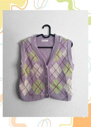 Gilet à losanges lavande et vert - Chaleco sin mangas con rombos lavanda y verde (Stradivarius), marque: Stradivarius, état: Très bon état, taille: S / 36 / 8, 9,99 €, 11,19 € Protection acheteurs incluse