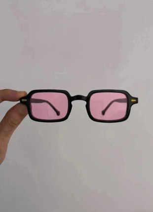 Occhiali Neri Lenti Rosa Squadrati – Unisex Vintage Y2K, marque: Vintage Dressing, état: Très bon état, 13,50 €, 14,88 € Protection acheteurs incluse