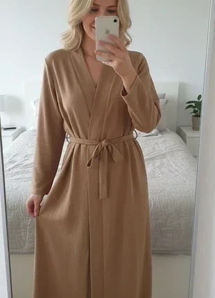 Long kimono beige ceinturé – Taille unique, condizioni: Ottime, taglia: Taglia unica, €5.00, €5.95 include la Protezione acquisti