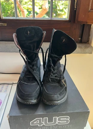 Cesare Paciotti Stivaletti Neri, marque: Cesare Paciotti, état: Très bon état, taille: 39, 20,00 €, 21,70 € Protection acheteurs incluse