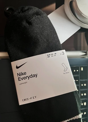 Nike „no show“ dri-fit socks, brand: Nike, condizioni: Nuovo con cartellino, taglia: M | 43–46, €10.00, €11.20 include la Protezione acquisti