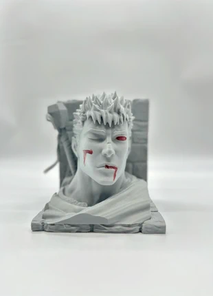 Booknook Gutz Berserk, marke: Onikatanaa, zustand: Sehr gut, 23,00 €, 24,85 € beinhaltet Vinted-Käuferschutz Pro