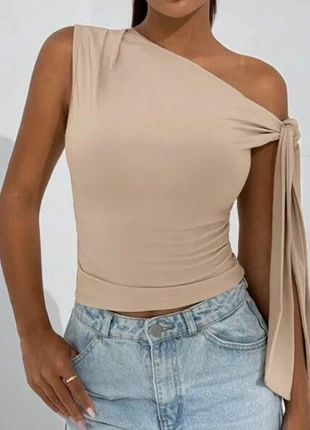 Nude One Shoulder Top, marke: Shein, zustand: Neu, mit Etikett, größe: M / 38 / 10, 3,00 €, 3,85 € inklusive Vinted-Käuferschutz