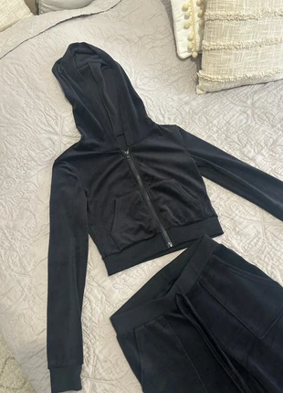 Ensemble peau de pêche taille S noir neuf, staat: Nieuw zonder prijskaartje, maat: S / 36 / 8, € 10,00, € 11,20 inclusief Kopersbescherming