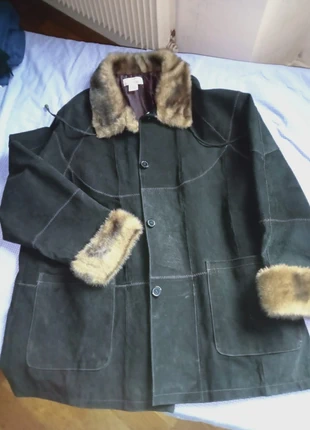 Veste en daim et fausse fourrure , vintage , noire , marque Neuville , taille 42 44, marke: Vintage, zustand: Sehr gut, größe: XXL / 44 / 16, 9,50 €, 10,68 € inklusive Vinted-Käuferschutz