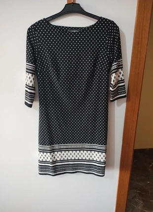 Vestido Primark talla 40 manga 3/4, brand: Primark, condizioni: Nuovo senza cartellino, taglia: L / IT 44 / EU 40, €12.00, €13.30 include la Protezione acquisti