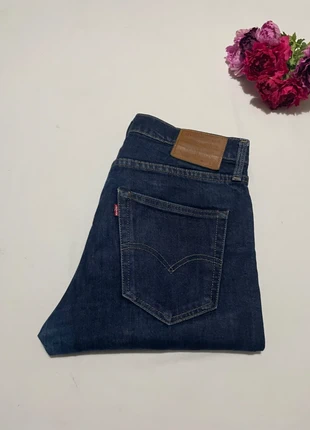 Jean Levi’s 512 Premium Bleu / Marine W32 L30, brand: Levi's, condition: Very good, size: W32, €30.00, €32.20 includes Buyer Protection