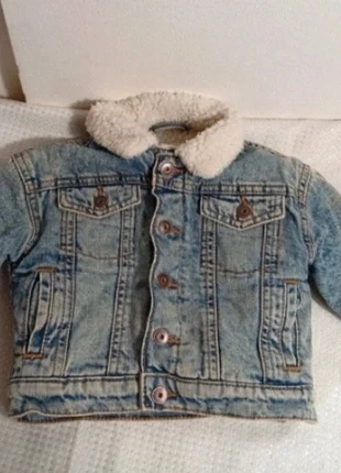 Veste en Jean Doublée Mouton Bébé 6-9 mois (74cm) - Primark, merk: Primark, staat: Heel goed, maat: 6-9 maanden / 68 cm, € 5,00, € 5,95 inclusief Kopersbescherming
