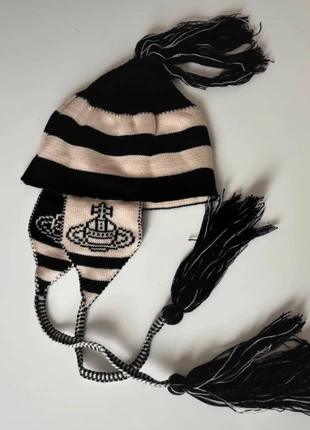 Bonnet noir et beige inspiré de l’anime Nana très bon état, marque: Nana, état: Très bon état, taille: Taille unique, 35,00 €, 37,45 € Protection acheteurs incluse