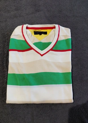 🔥 Pull Tommy Hilfiger Premium Authentique – Rayures Iconiques Vert & Crème – Pièce Rare Size: L, marca: Tommy Hilfiger, estado: Muy bueno, tamaño: L, 30,00 €, 32,20 € Protección al comprador incluida