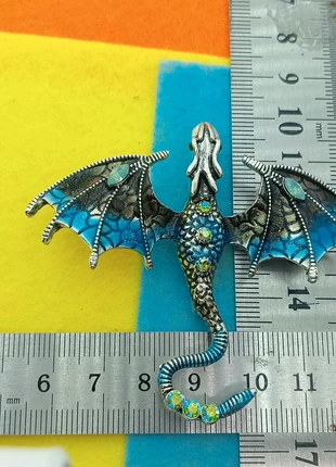 Broche, merk: Montre.fr, staat: Heel goed, € 5,00, € 5,95 inclusief Kopersbescherming Pro