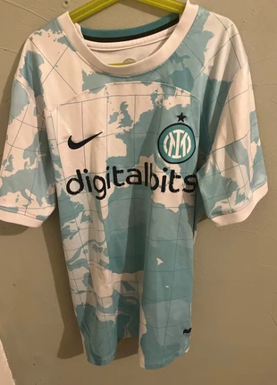 Maillot de foot AC Milan, marque: International, état: Très bon état, taille: S, 18,00 €, 19,60 € Protection acheteurs incluse