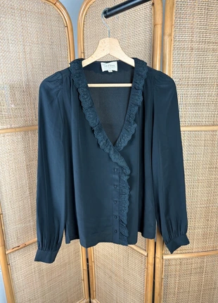 Chemise Manches Longues en Soie Noir Encolure V Rosine Sézane Taille 34, merk: Sézane, staat: Heel goed, maat: XS / 34 / 6, € 75,00, € 79,45 inclusief Kopersbescherming Pro