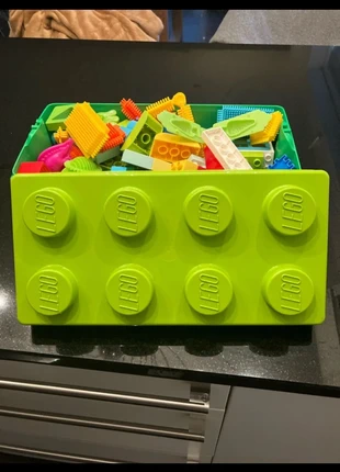 Boite à Lego, merk: LEGO, staat: Heel goed, maat: 5 jaar / 110 cm, € 20,00, € 21,70 inclusief Kopersbescherming