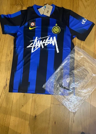 maillot stussy x inter de milan, brand: pas de marque, condition: New with tags, size: M, €28.00, €30.10 includes Buyer Protection