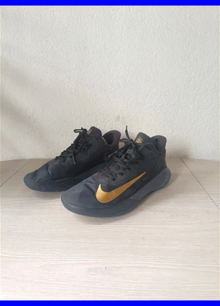 Basket Nike noir doré homme – Taille 45 – bon état, marque: Nike, état: Bon état, taille: 45, 15,00 €, 16,45 € Protection acheteurs incluse