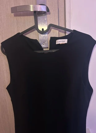 robe noir calvin klein, marque: Calvin Klein, état: Bon état, taille: S / 36 / 8, 15,00 €, 16,45 € Protection acheteurs incluse