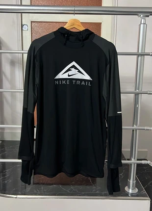 Pull a capuche Nike running trail hybrid taille M eu rare, marca: Nike, estado: Muito bom, tamanho: M, €79.99, €84.69 inclui Proteção do Comprador