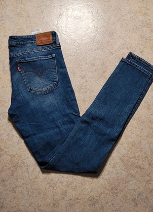 Jeans Levis 711 | Taille W29 L32 Femme | Bleu, brand: Levi's, condizioni: Nuovo senza cartellino, taglia: M / IT 42 / EU 38, €24.99, €26.94 include la Protezione acquisti