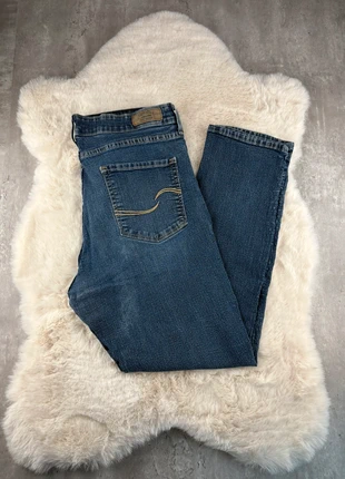 Jean Levi’s W33 FR42 modèle signature modern slim coupe skinny femme couleur bleu, brand: Levi's, condizioni: Ottime, taglia: XL / IT 46 / EU 42, €14.00, €15.40 include la Protezione acquisti Pro