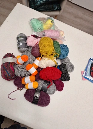 Gros lots de laine, marque: LAINE, état: Très bon état, 12,00 €, 13,30 € Protection acheteurs incluse