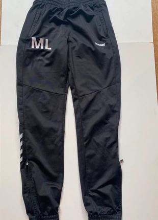 Hummel sportbroek (team tenue ) maat 164 zwart, marque: Hummel, état: Très bon état, taille: 14 ans / 164 cm, 5,00 €, 5,95 € Protection acheteurs incluse