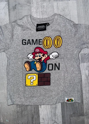 Tee shirt Mario, marque: Super Mario, état: Très bon état, taille: 4 ans / 104 cm, 1,50 €, 2,28 € Protection acheteurs incluse