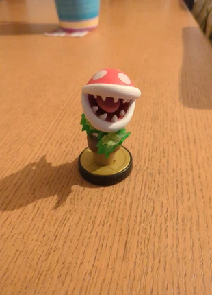 Amiibo Fleur Piranha Plan Très bon Etat Nintendo, brand: Nintendo, condition: New without tags, €15.00, €16.45 includes Buyer Protection