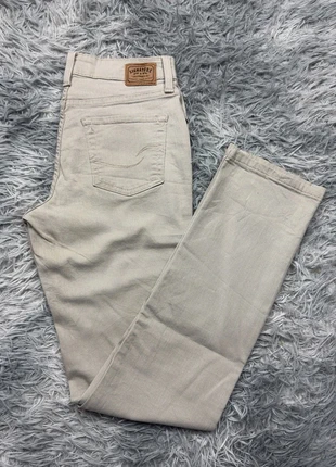 Jean droit taille mi-haute beige women femme Signature from Levi’s w30 x l31 JLM374, marca: Levi's, estado: Muy bueno, tamaño: L / 40 / 12, 15,20 €, 16,66 € Protección al comprador Pro incluida