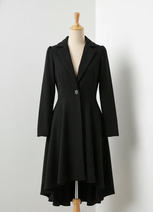 Manteau/Robe noir long cintré coupe évasée bouton unique Taille M Chic/Élégant, brand: friperie, condition: Very good, size: M / 38 / 10, €57.90, €61.50 includes Buyer Protection
