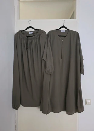 2pc abaya hana tasnim collections olijfgroen khaki, merk: Tasnim collections, staat: Goed, maat: Universele maat, € 15,00, € 16,45 inclusief Kopersbescherming