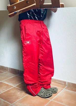 🪂Parachute Reebok NIR Short Track Pant Retro Vintage🪂, marque: Reebok, état: Très bon état, taille: M, 12,00 €, 13,30 € Protection acheteurs incluse